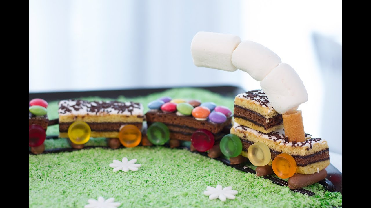 Gâteau train d'anniversaire facile