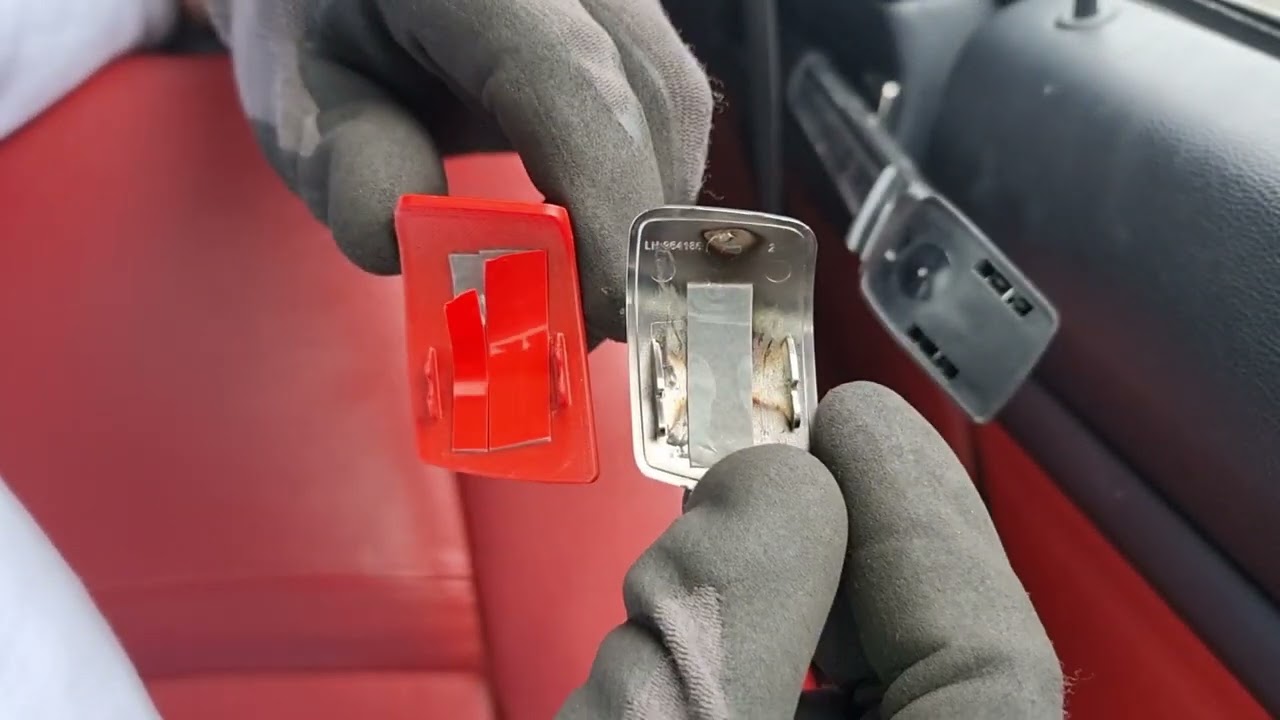 E92 seatbelt handover fix install