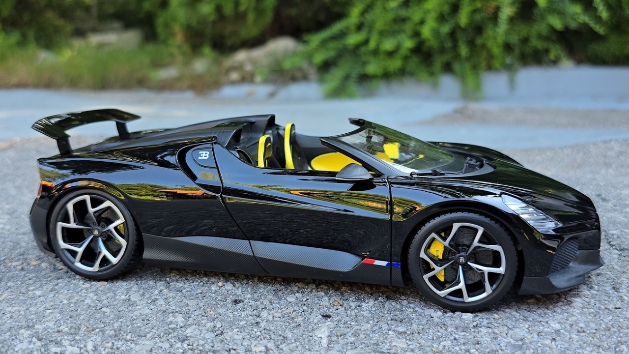 BUGATTI MISTRAL Bburago 1/18 [Unboxing] MODEL CAR DIECAST