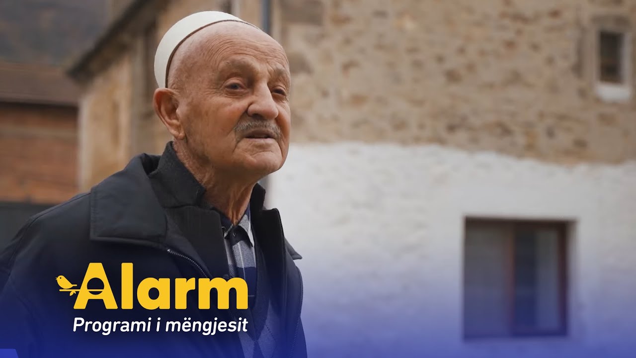 Kulla shumëvjeçare që shërben si shtëpi për familjen Hoxha