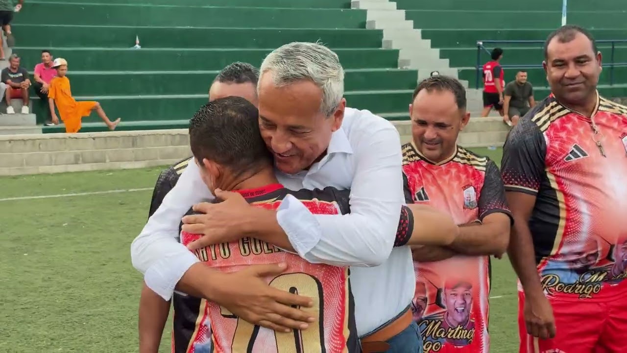 HOMENAJE A RODRIGO MARTÍNEZ