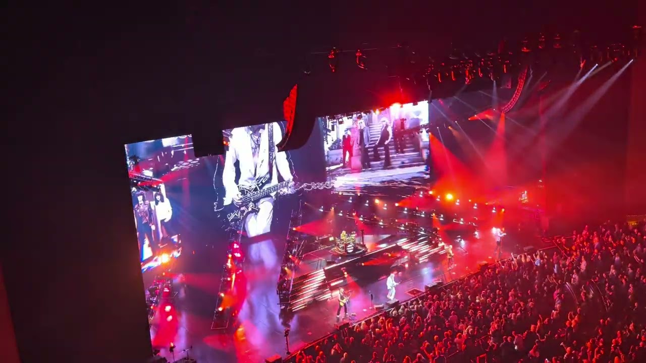 Def Leppard Photograph at Caesars Palace  2/17/26
