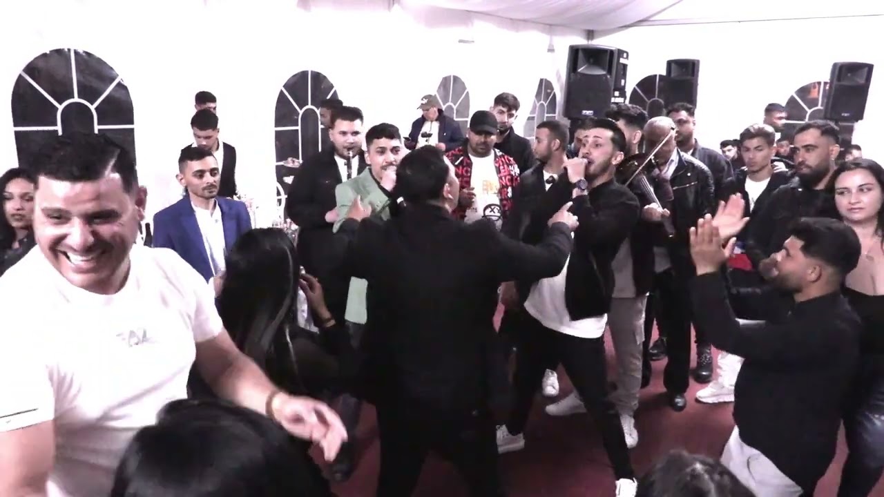 BABI MIMUNE SI ALIN PUSTANU BOTEZ AYAN