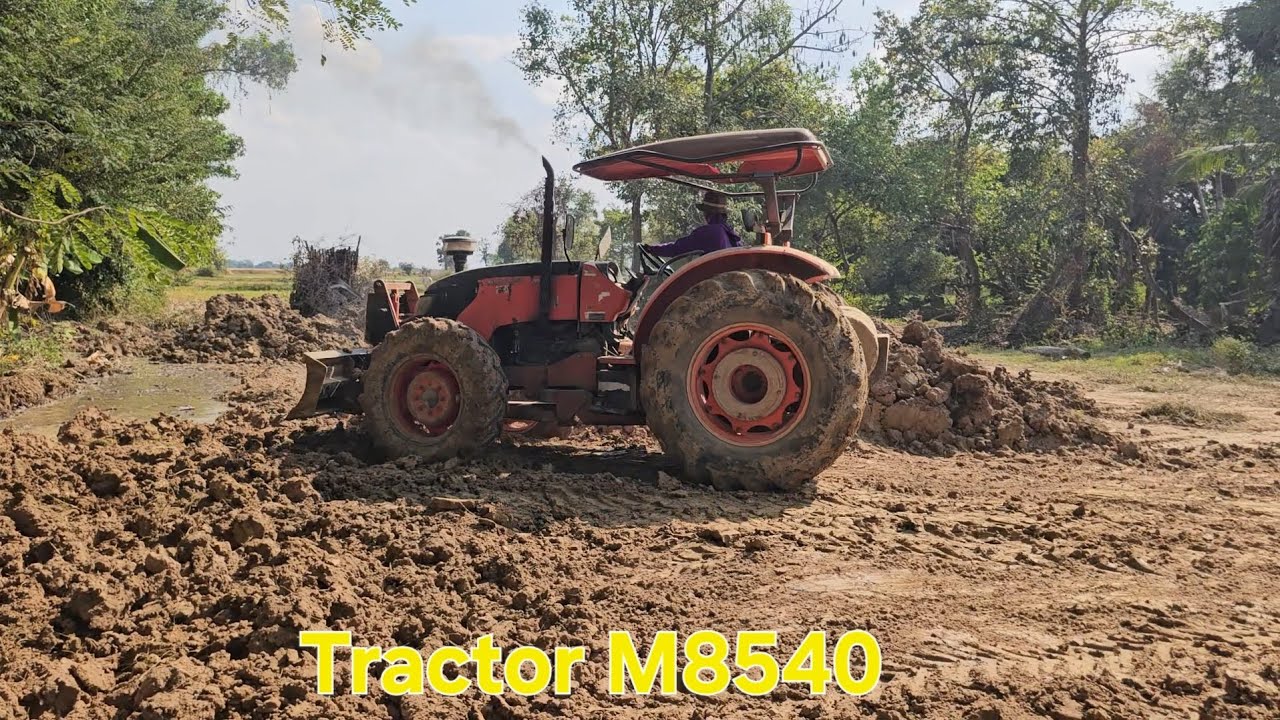 Tractor Kubota M8540 😮