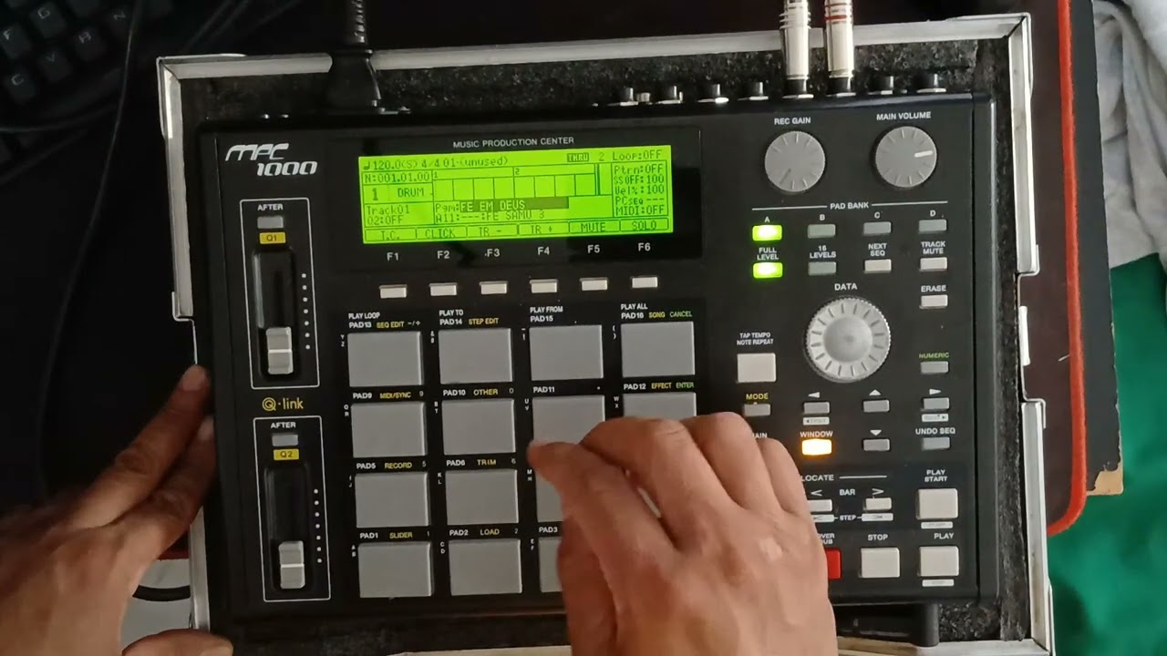 MONTAGEM FÉ EM DEUS  (AO VIVO )