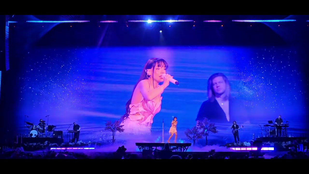 Ayliva - Lieb mich (In Liebe Ayliva Tour 2024 (Rudolph-Weber-Arena Oberhausen - LIVE - 2024-10-04)