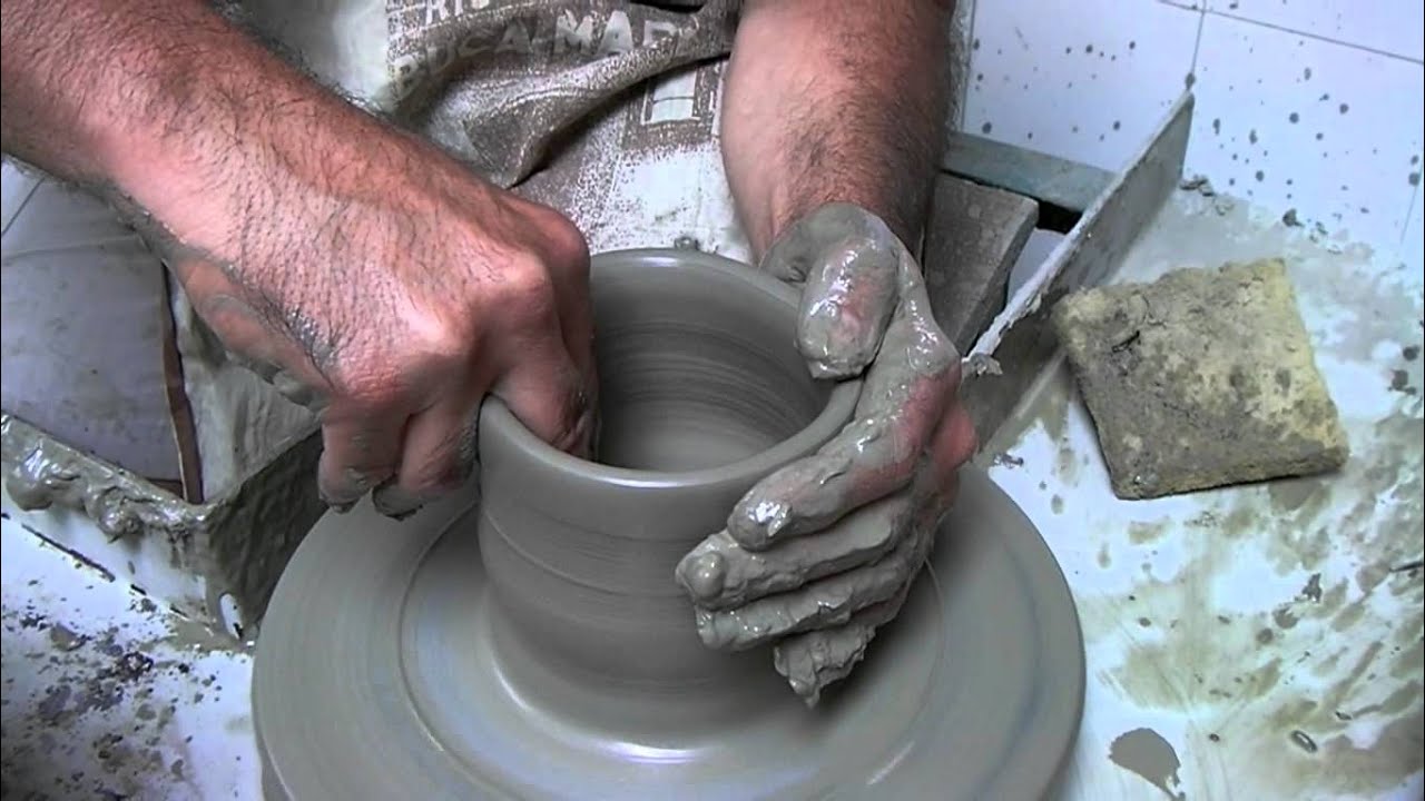Ceramica al tornio - Allievo Scuola di Ceramica Montelupo Fiorentino