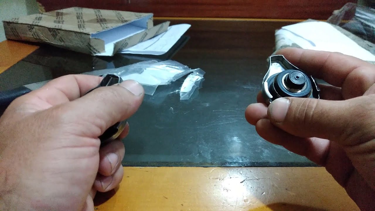 Pajero TR4 - A tampa do radiador voltou a dar problema - unboxing tampa do radiador do Corolla
