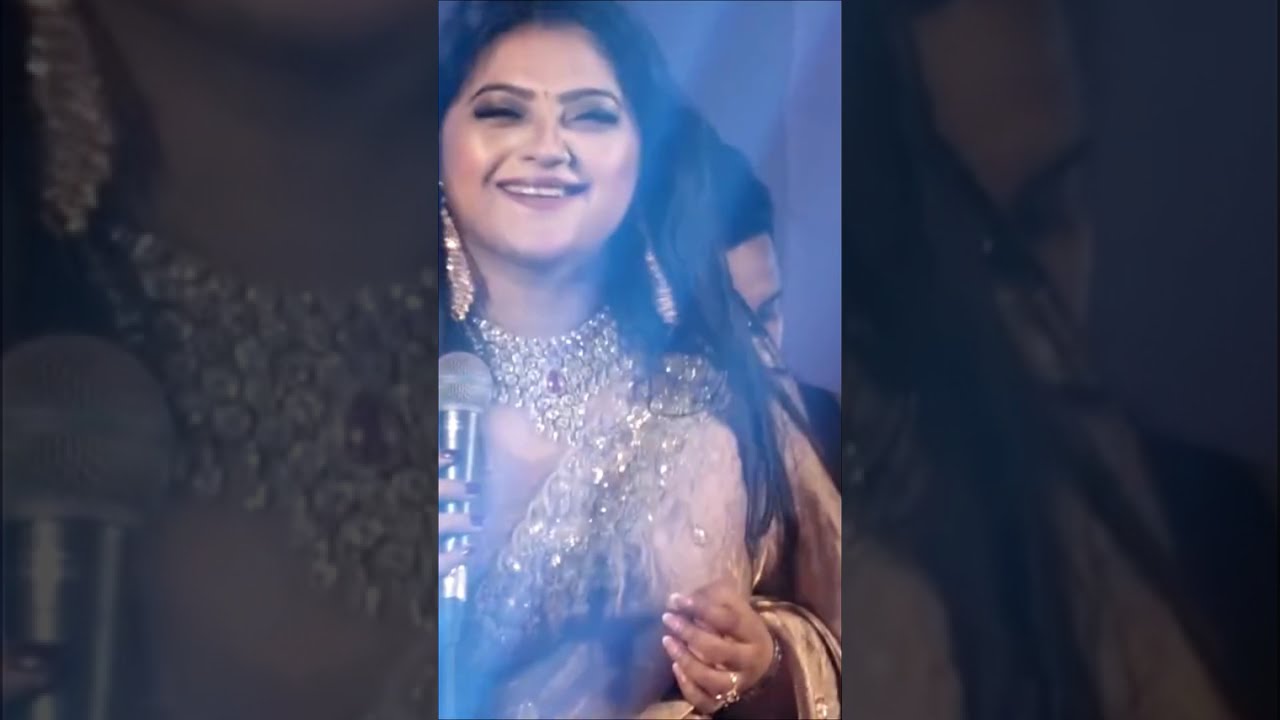 Closeup1 Salma || শাড়ি পরে অস্তির নাচ দেখালেন || শিল্পী সালমা|| ওরে সাম্পানওয়ালা || Ore SampanWala
