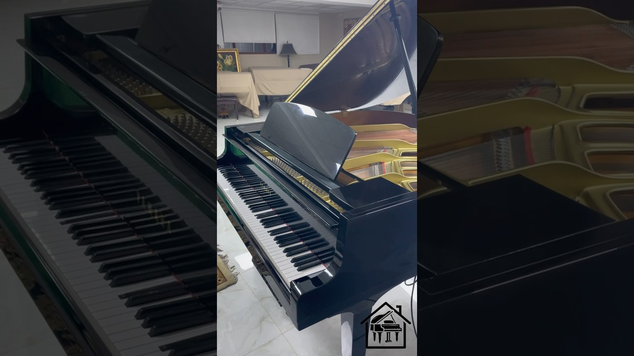 Yamaha GH1 baby grand piano - piano acústico 1/4 de cola con sistema disklavier
