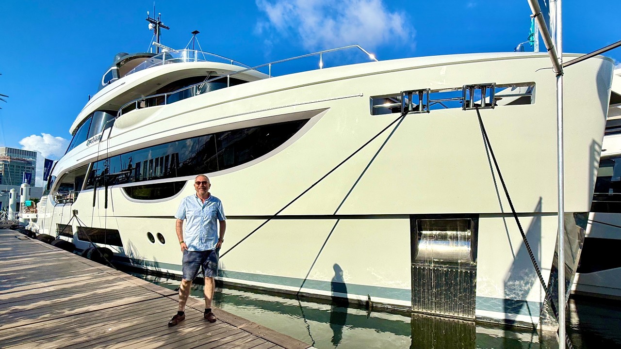 $17 Million Superyacht Tour : 2023 Benetti 34M Oasis