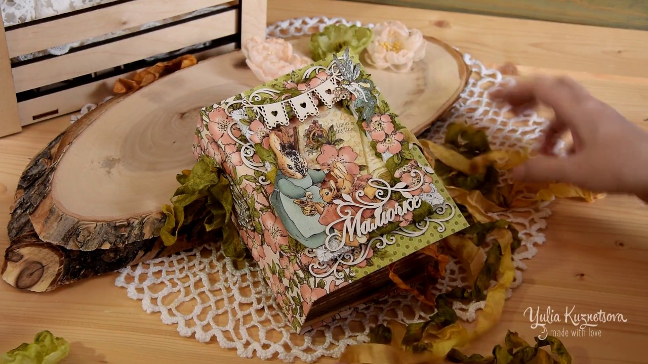 Mini-album for mom "Hello, Spring"