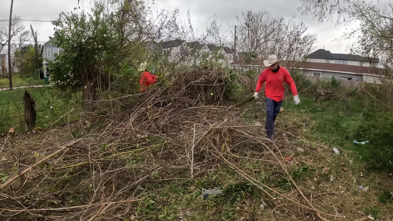 The City Did NOTHING About This MESS, People LITTERING Infront Of Us