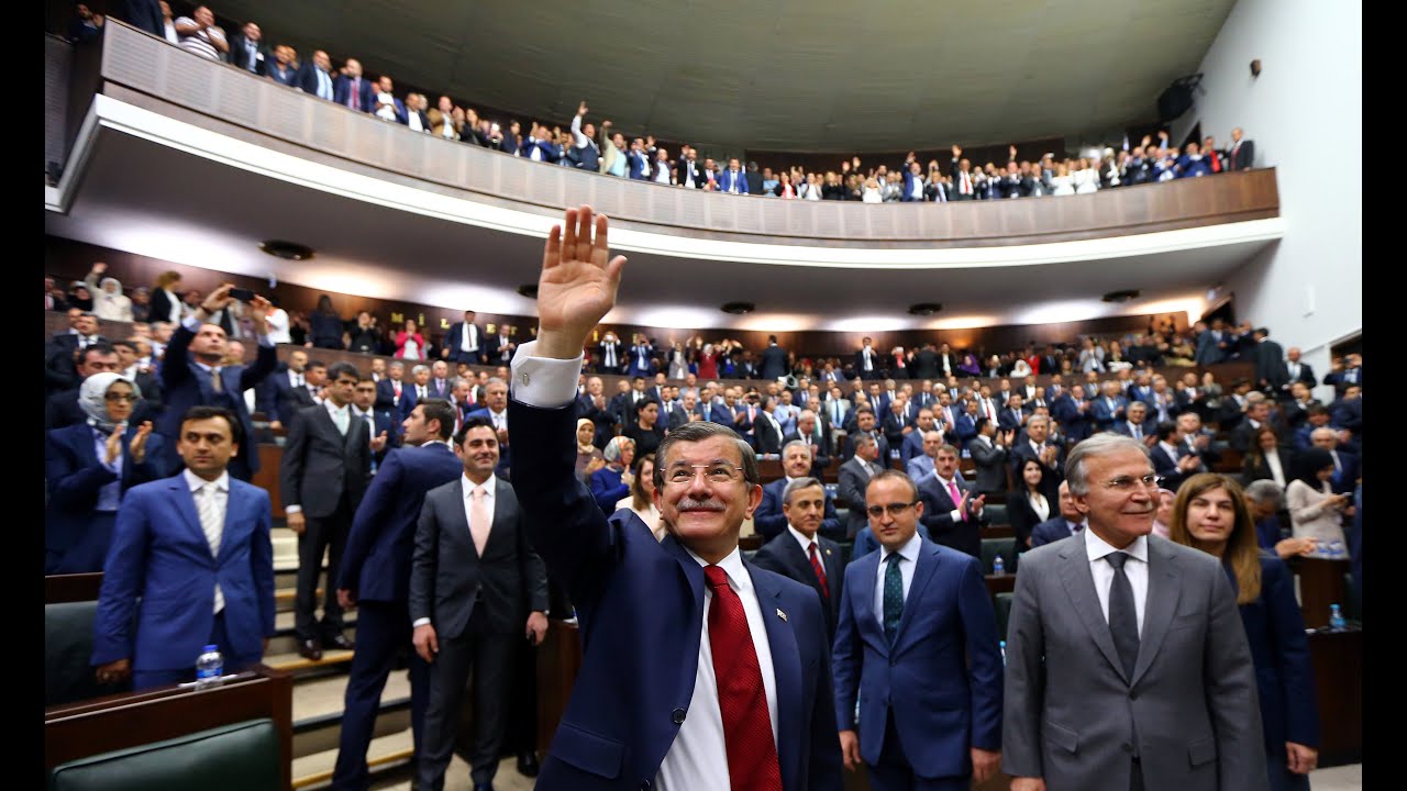 Başbakan Ahmet Davutoğlu, AK Parti Grup Toplantısı'nda konuştu.