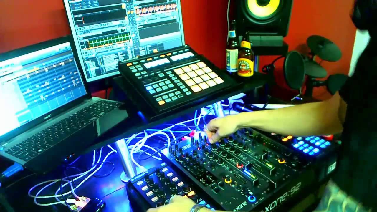 Deep House Mix: Trevor Nygaard - 3dektek_107