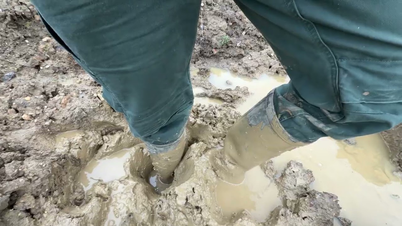 Aigles Parcours 2 to the Tops in Quarry Mud