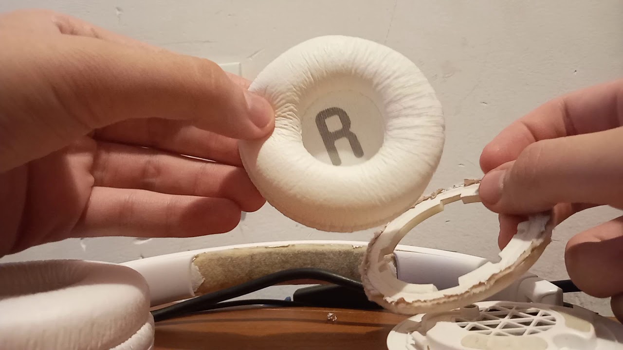 How to actually change ear cushions on the JBL TUNE 600 BTNC