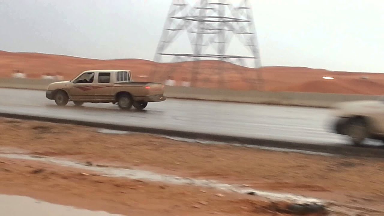 تفحيط طعس الاخوين بالخرج بعد المطر