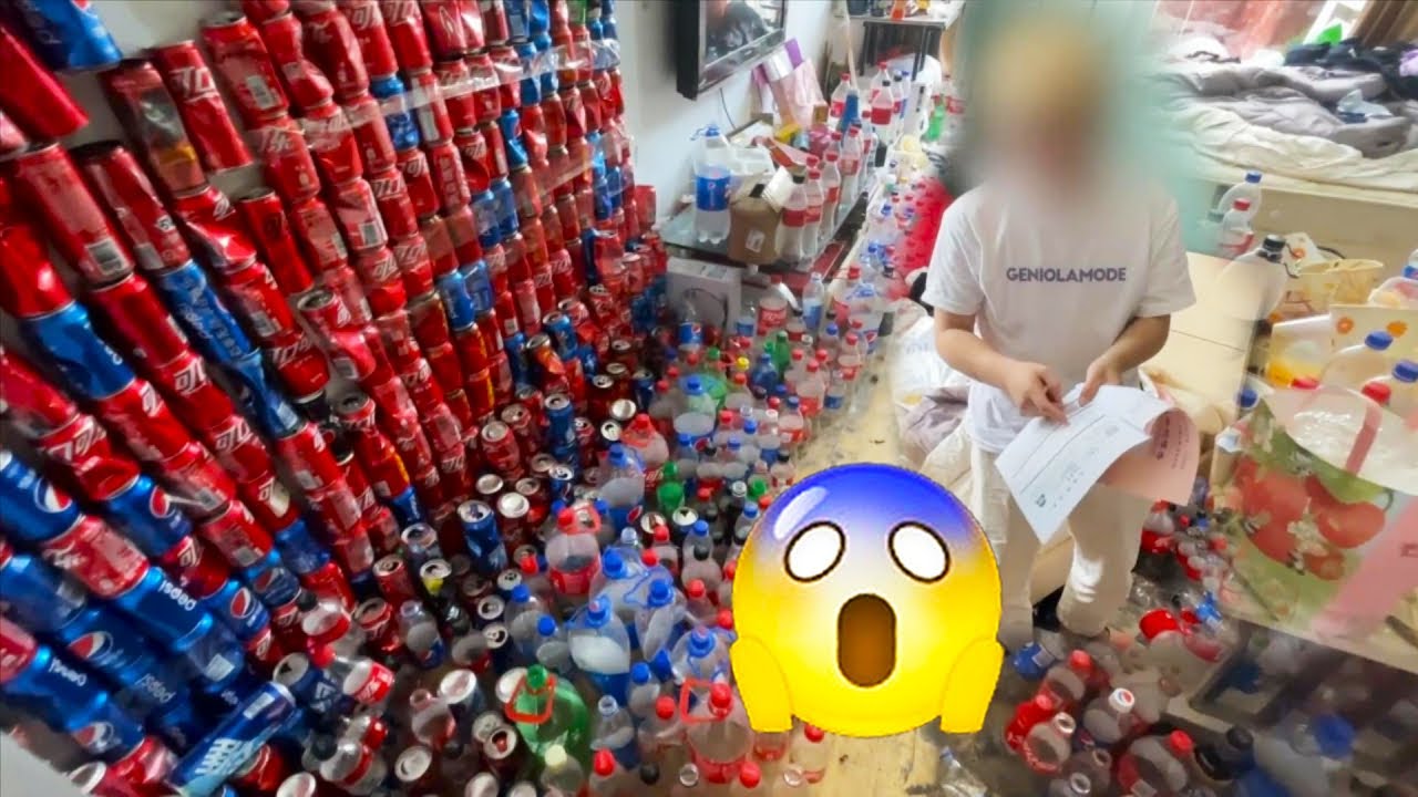 🙃THIS YOUNG MAN LOVES DRINKING COKE SO MUCH THAT THE AMOUNT OF GARBAGE IN HIS HOME IS SHOCKING! 😨