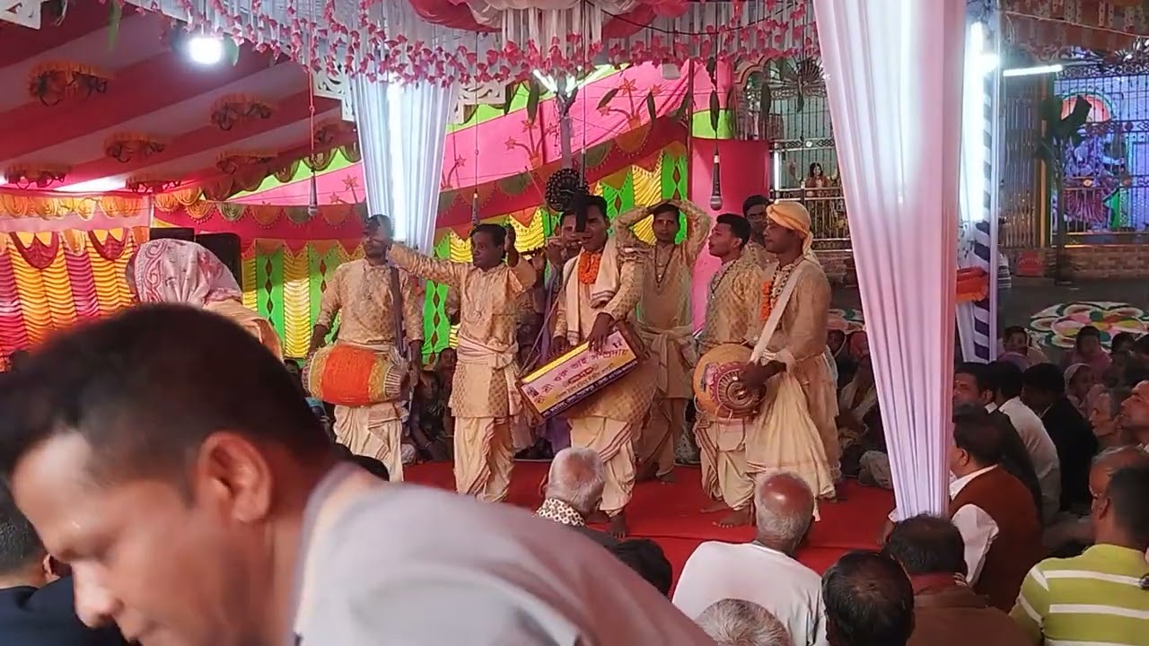 চোখে জল আর ধরে রাখতে পারলাম না পরিবেশনায়  শ্রী শ্রী গুরু ভাই সম্প্রদায় পিরোজপুর 