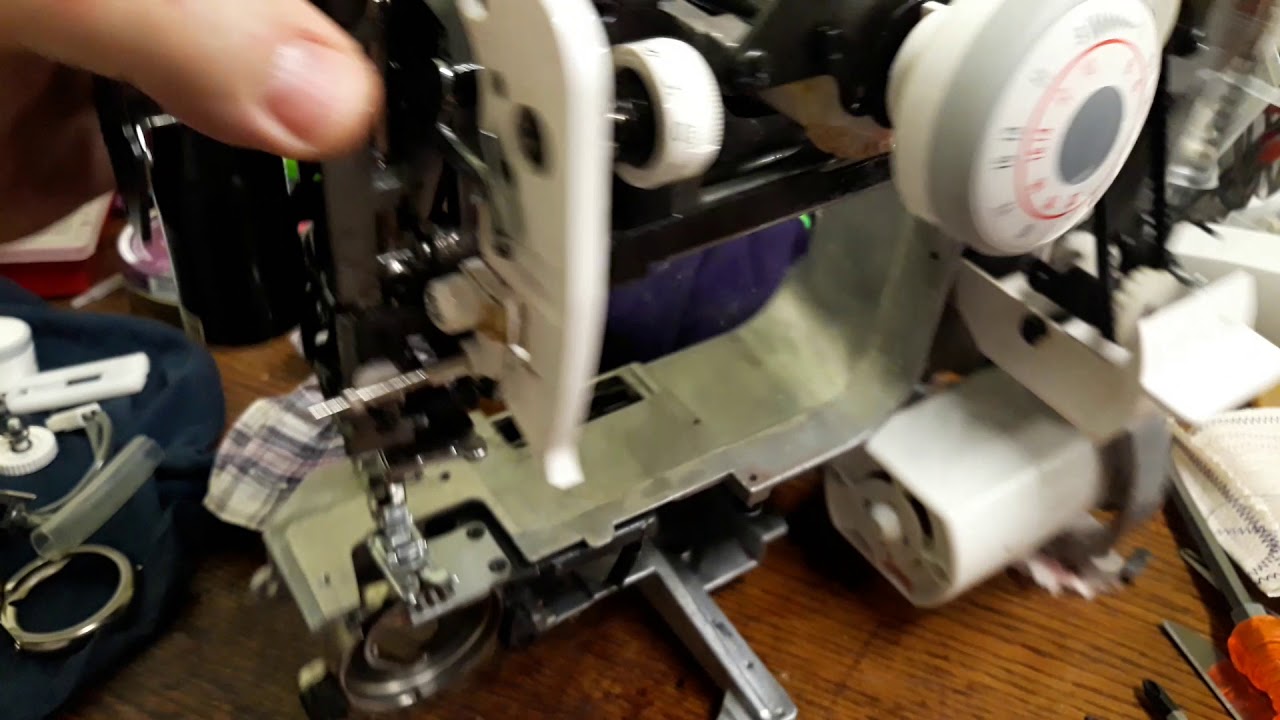 AEG Nähmaschine - Modell NM 367 B - Fadenentspannungswählscheibe erstellen