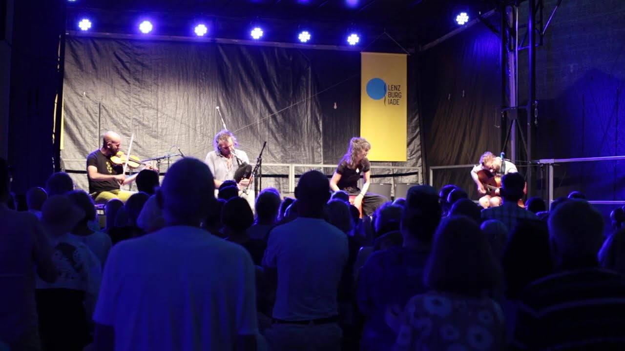 TÁIN - JIGS AT LENZBURGIADE WORLD MUSIC FESTIVAL