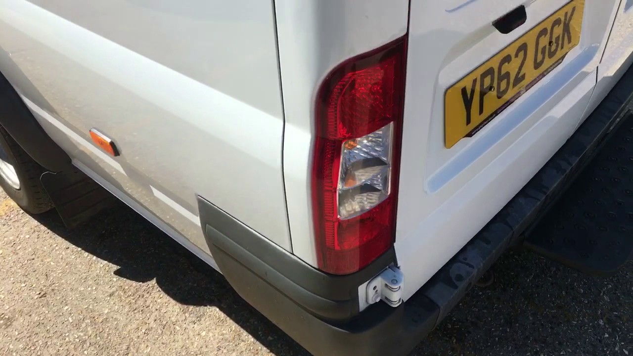 YP62GGK Ford Transit 17 Seat Minibus