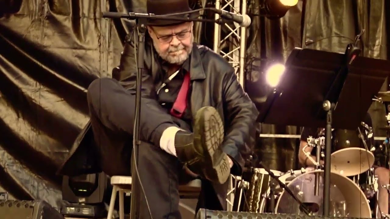 Pere Ubu - Bus Station