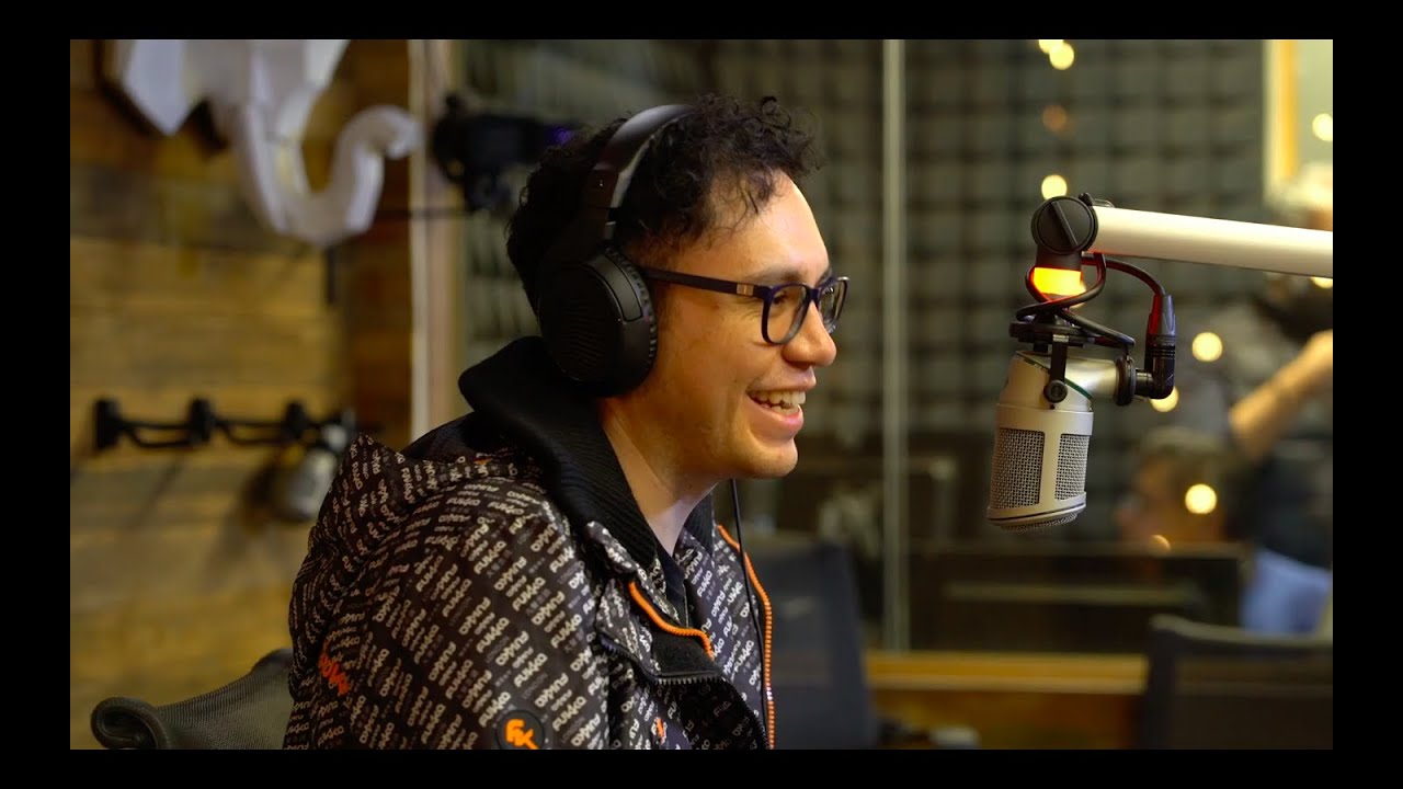 Raymix, de ingeniero de la NASA a cantante de música urbana - Yordi En Exa