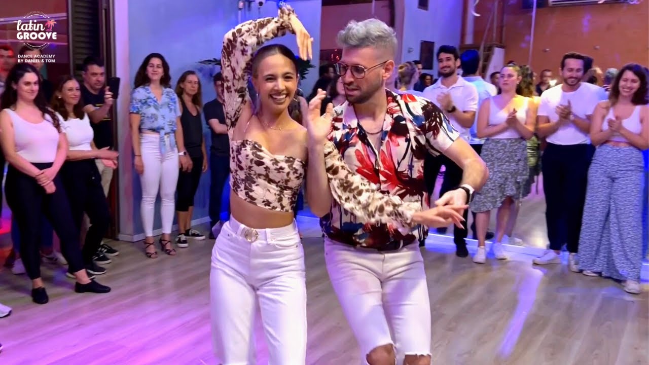 Cuando Te Toco Bachata - Jfab & Paola & Henry Santos | Daniel y Tom Bachata Groove