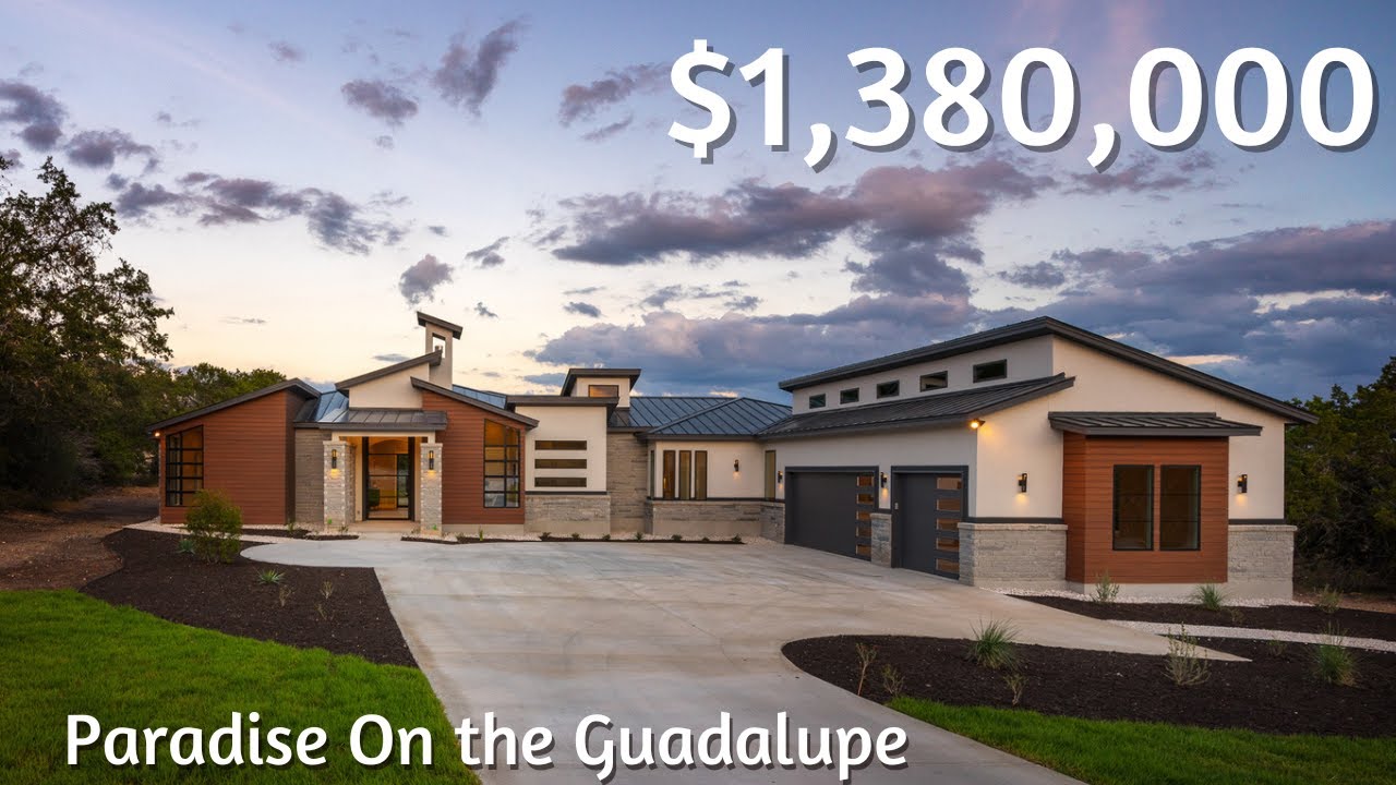 Discover the DREAM Home on Guadalupe in Canyon Lake Tx!
