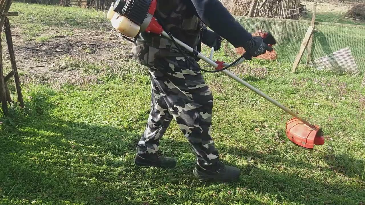Straus fűkasza,pr&oacute;ba v&aacute;g&aacute;s!