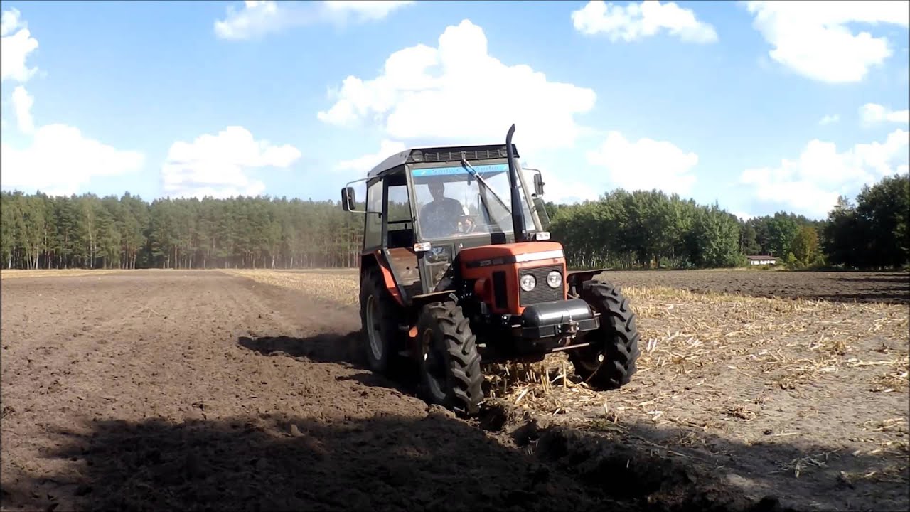 Orka po kukurydzy  /Zetor 6245/Rabewerk 4 skiby
