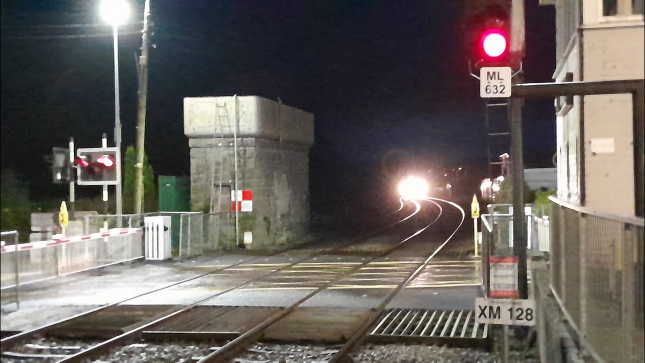 Boarding the 16.20 Westport-Athlone train at Castlerea Railway Station on 22.1.2024