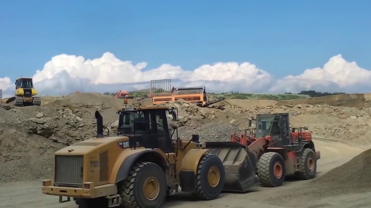 Gone Wrong    Damn!!  Wheel Loader Fail Win Best Compilation