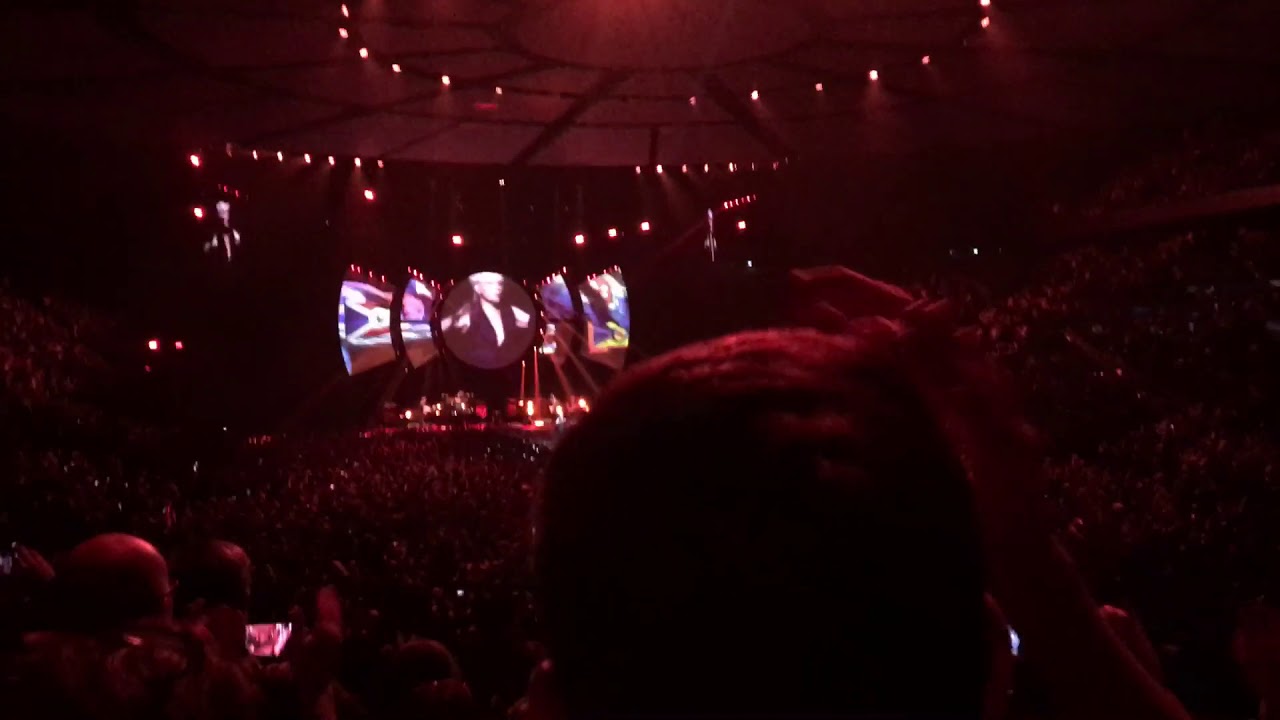 Indochine 13 Tour Bercy 5 - Vendredi 16 novembre 2018 - Remerciements Nicola