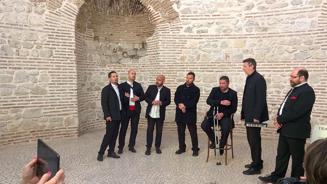 Spušta se noć   Vestibul  Split  01 05 2017
