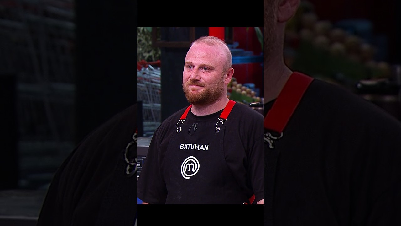 Batuhan&rsquo;ın tabağından &ccedil;ıkan kıl&ccedil;ık şefleri şoke etti!#MasterChef #ACUNMEDYA #TV8