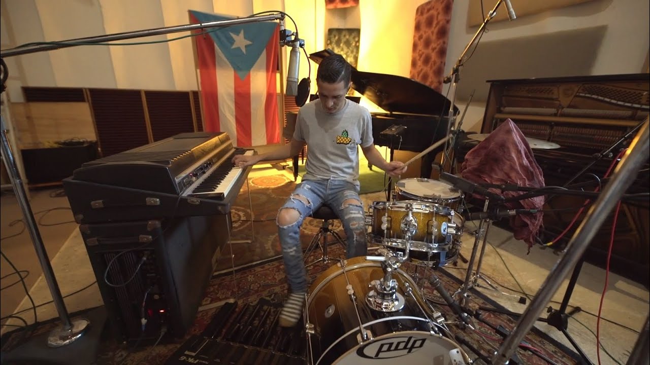 Boricua en la Luna - Daniel Diaz
