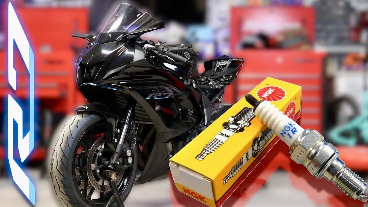 Yamaha R7 spark plug replacement