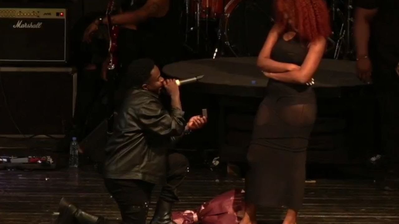 DIDI B : Sa demande en mariage à sa fiancée Saraï en plein concert live