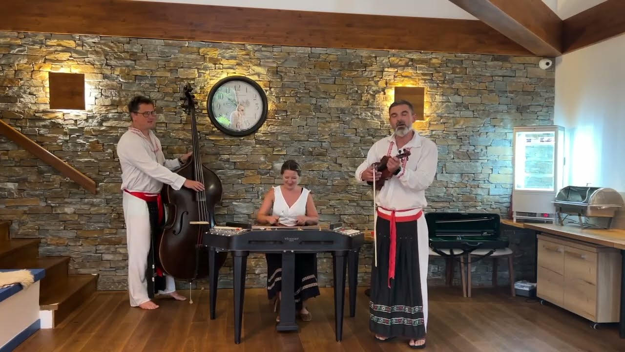 Cimbálová muzika Slanina - Rožnovské hodiny