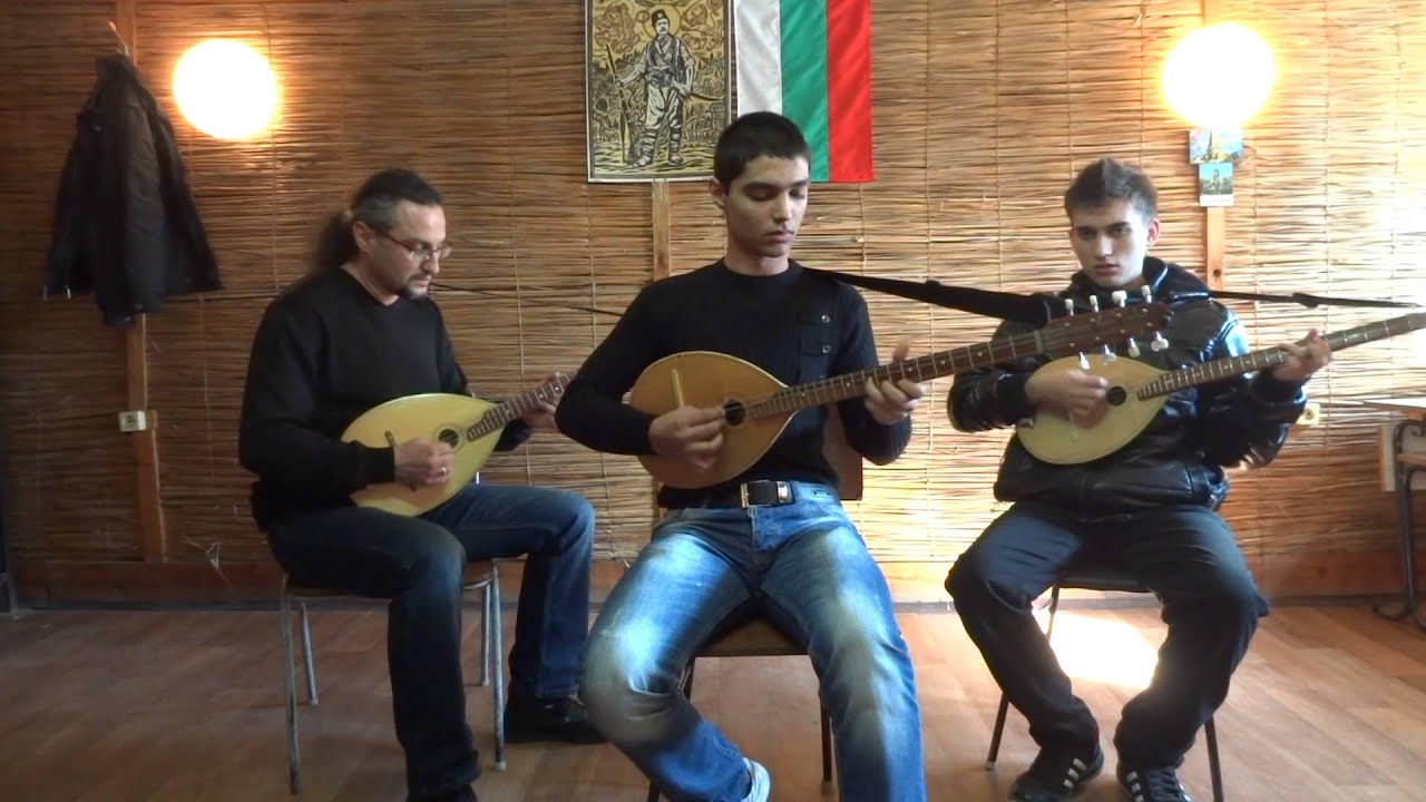 Кюстендилско хоро - музика:Румен Сираков/Kyustendilsko horo - Tamboura Power