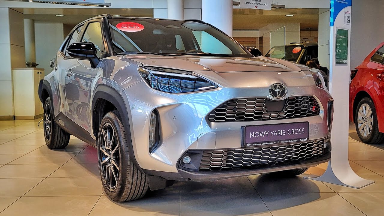 2025 Toyota Yaris Cross | GR Sport - Визуальный обзор автомобиля