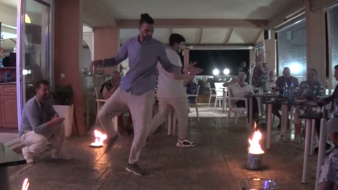 Romanza Hotel, Agios Stefanos, Avliotes, Corfu, Greece the last Greek night for October 2023 (pt4)