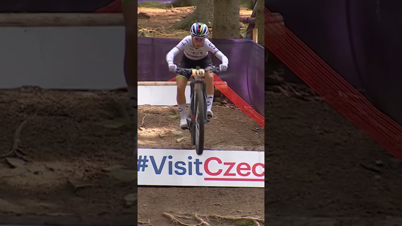 Tom Pidcock and Pauline Ferrand-Prevot honoured their rainbow jerseys in Nov&eacute; Město! 🌈 #MountainBike