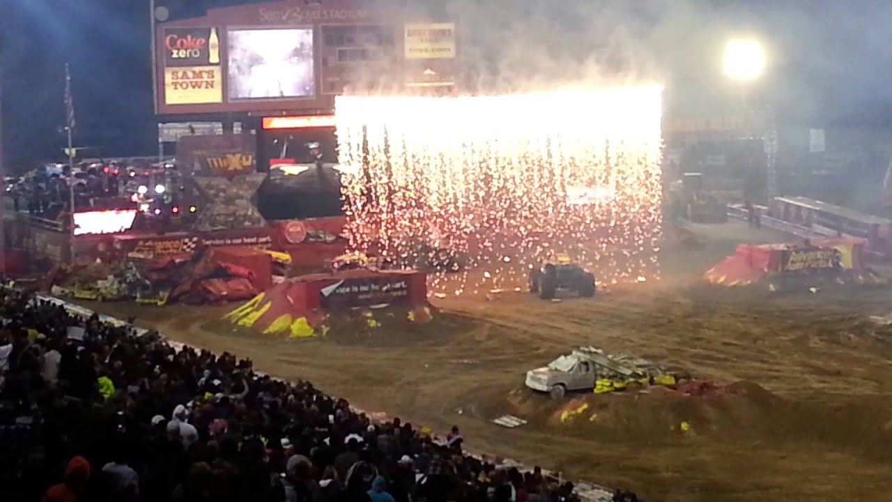 2013 Monster Jam Finals Encore