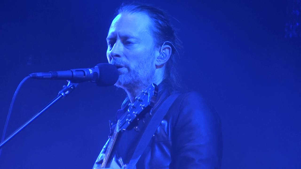 Radiohead - Decks Dark (HD) Live In Paris 2016 (Day 1)