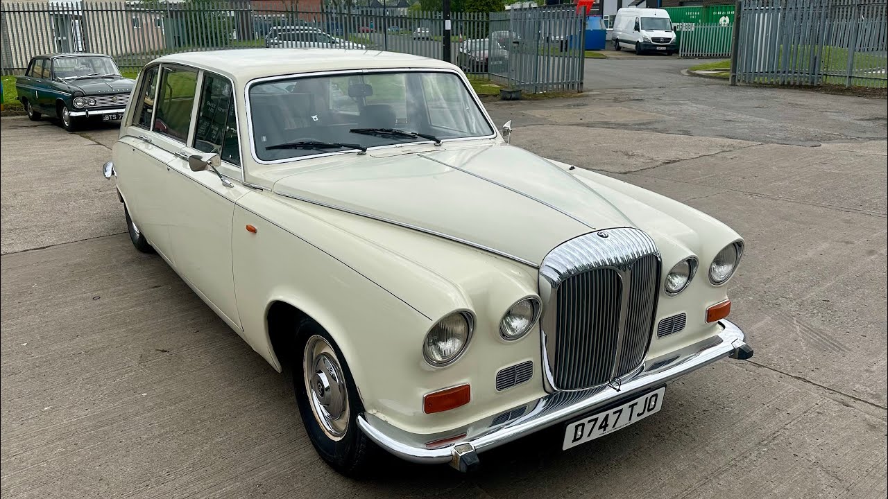 Daimler DS420 Limousine