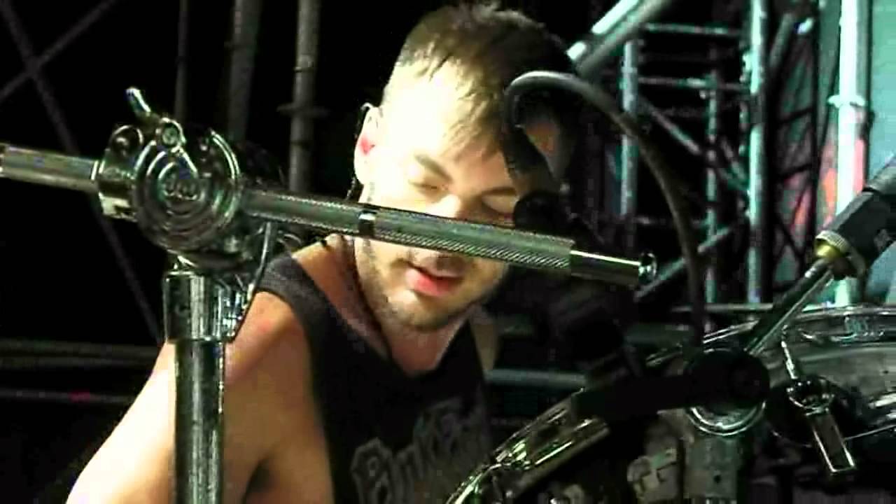 Shannon Leto's special drumming in Rome (K+Q feat.